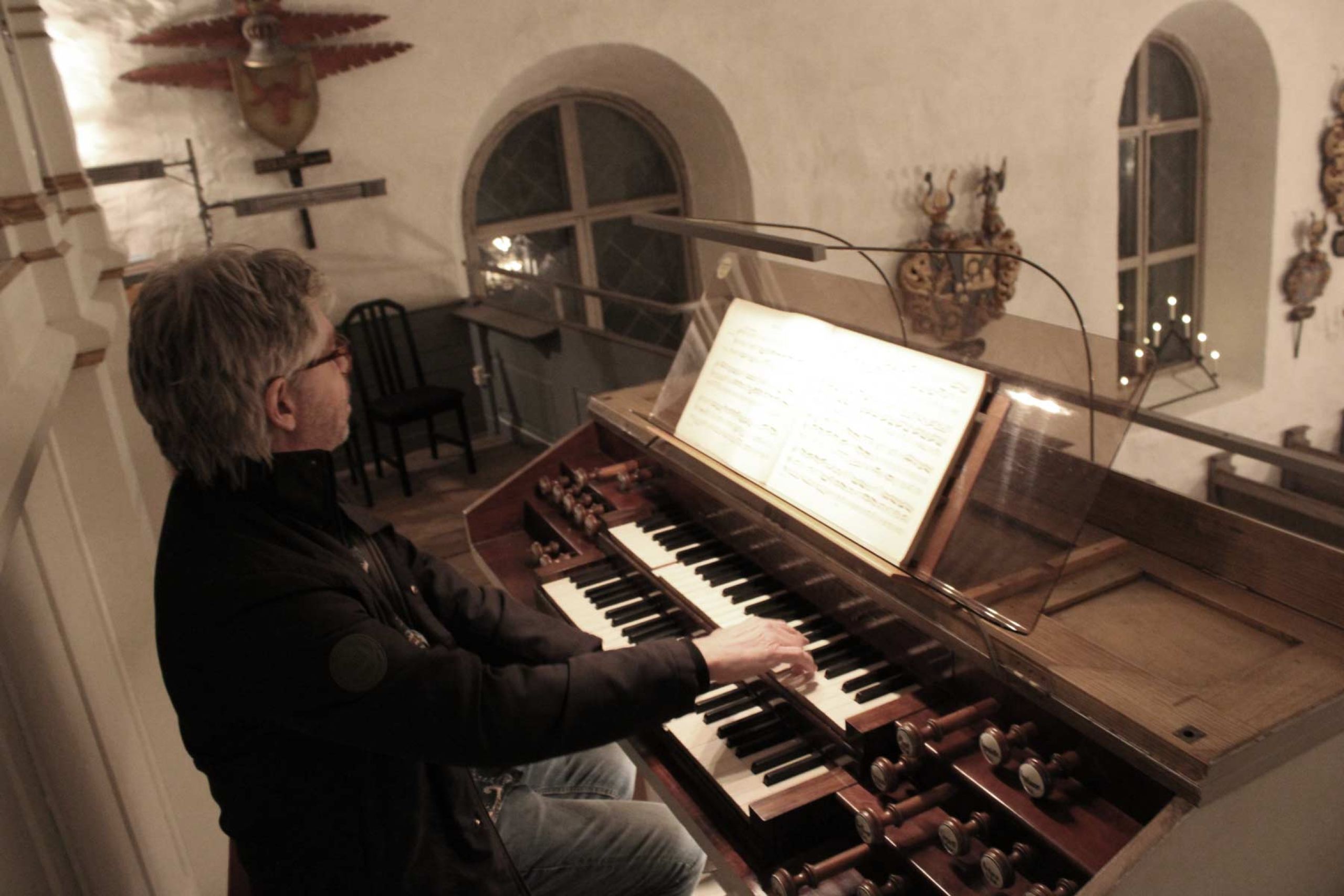 Oavsett om du är en erfaren organist eller nybörjare, finner du i vårt sortiment av orgelnoter något som passar just dina behov och din stil